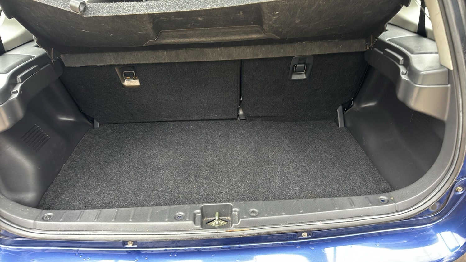 Used Suzuki Ignis 2004 for sale - 78185808: Photo 34