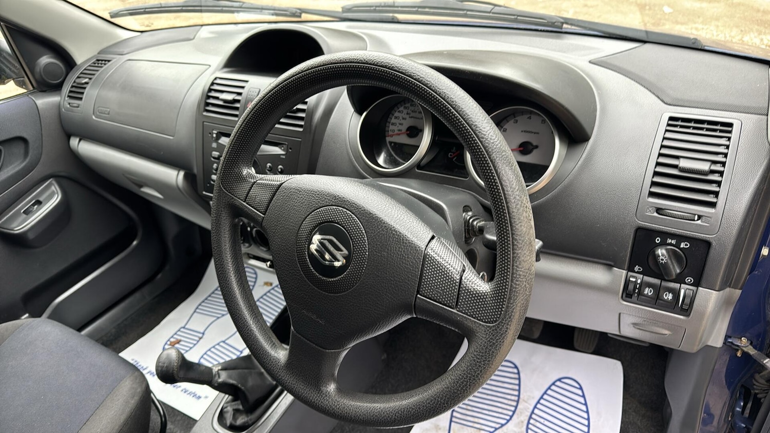 Used Suzuki Ignis 2004 for sale - 78185808: Photo 40