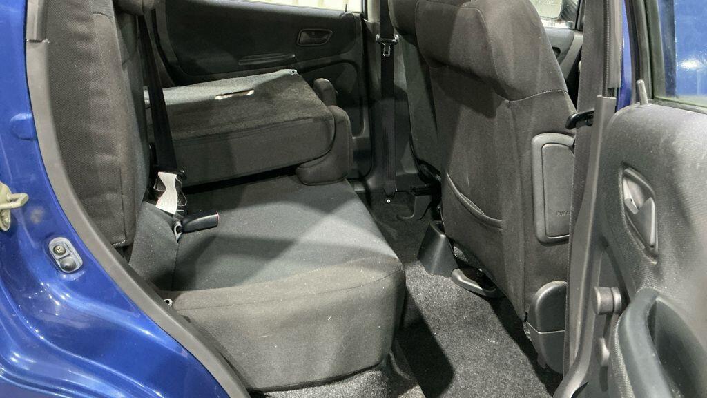 Used Suzuki Ignis 2004 for sale - 78185808: Photo 56