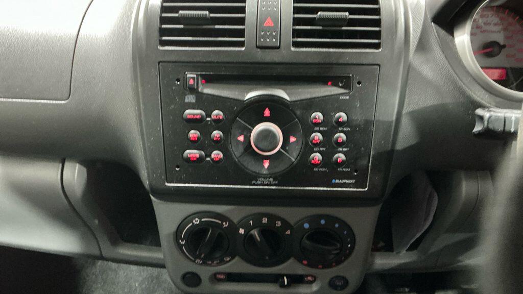 Used Suzuki Ignis 2004 for sale - 78185808: Photo 59