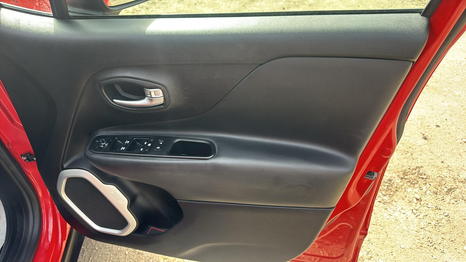 Used Jeep Renegade 2015 for sale - 78184717: Photo 26