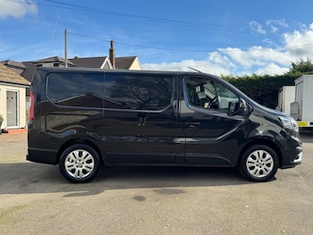 Used Renault Trafic 2023 for sale - 77592494: Photo