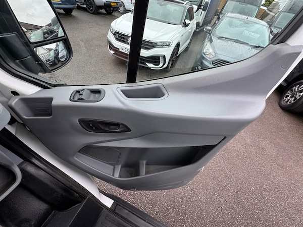 Used Ford Transit 2018 for sale - 75569826: Photo 15