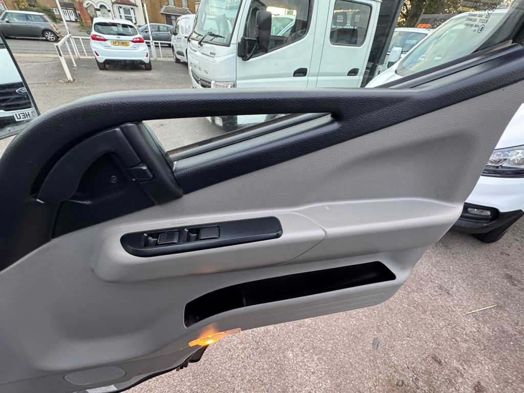 Used Mitsubishi Canter 2023 for sale - 76393816: Photo 17