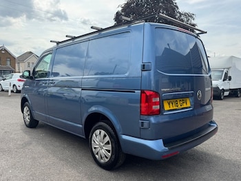 Used Volkswagen Transporter 2018 for sale - 79313764: Photo