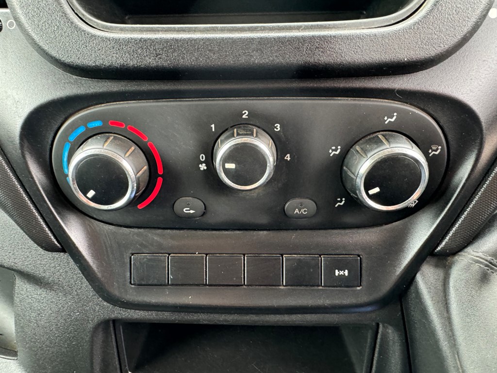 Used Iveco Daily 2018 for sale - 77718278: Photo 16