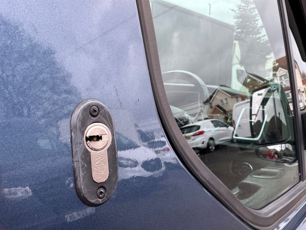 Used Ford Transit Custom 2022 for sale - 76861970: Photo 8