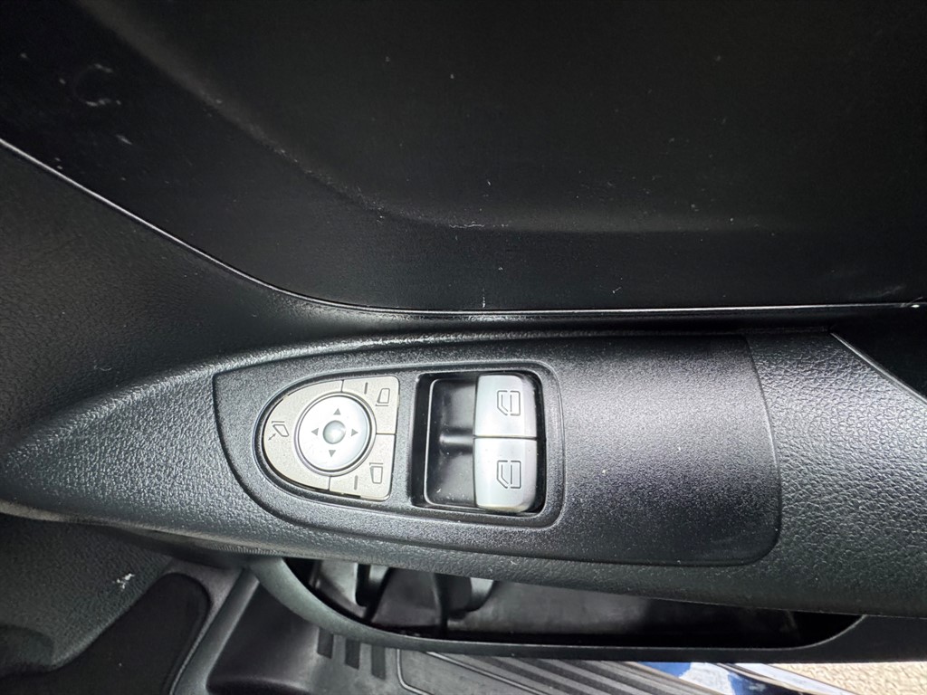 Used Mercedes-Benz Vito 2020 for sale - 78000602: Photo 10