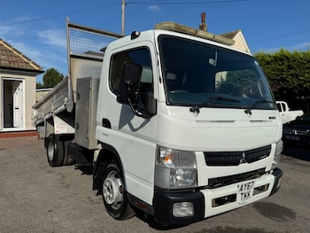 Used Mitsubishi Canter 2017 for sale - 75972688: Photo