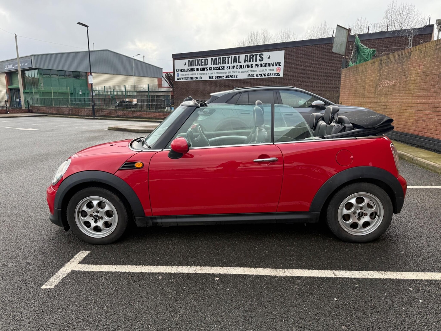 Used MINI Convertible 2013 for sale - 78057515: Photo 16