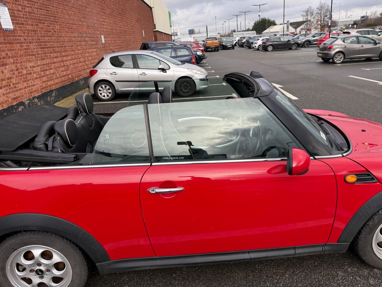 Used MINI Convertible 2013 for sale - 78057515: Photo 22