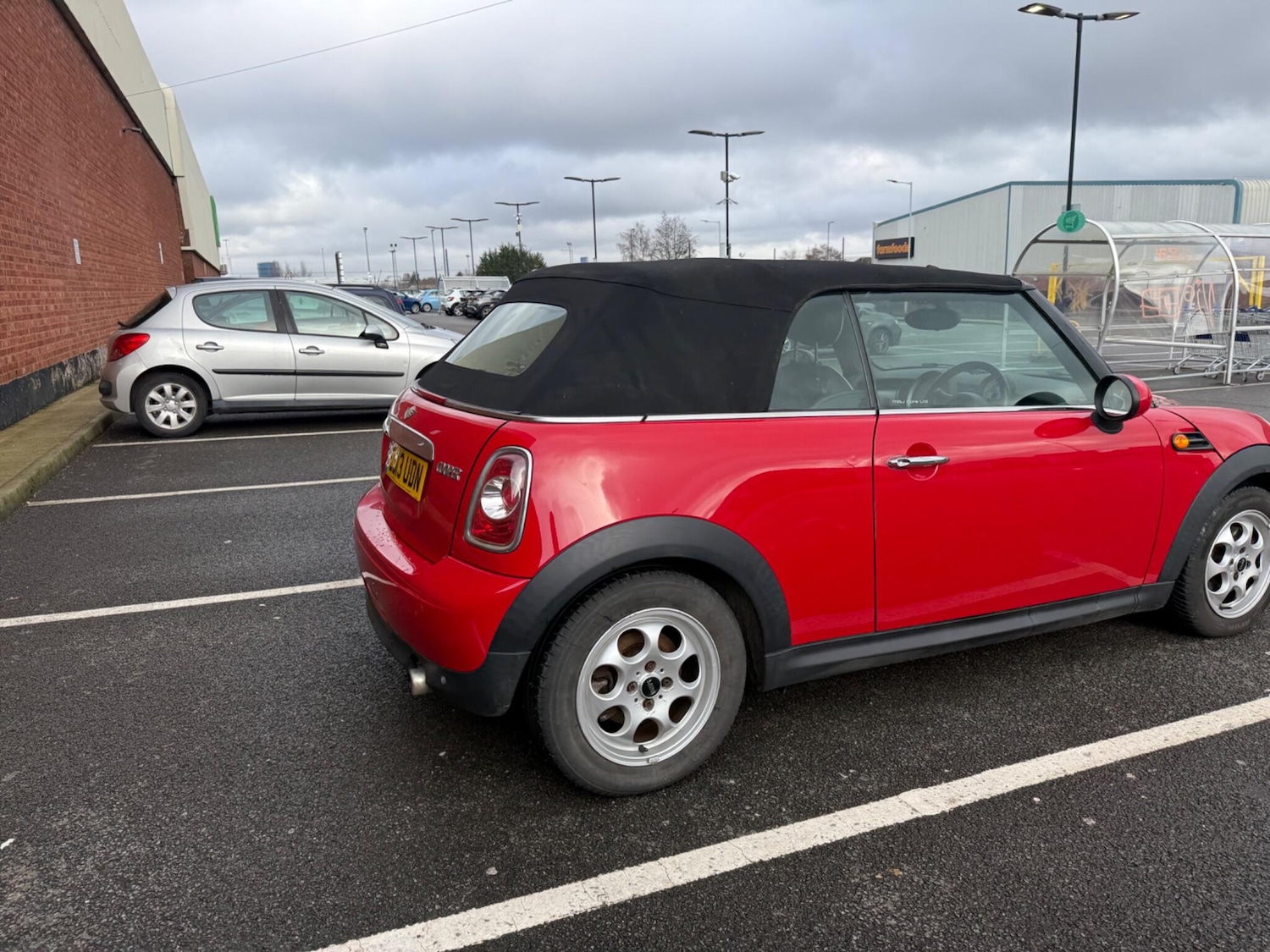 Used MINI Convertible 2013 for sale - 78057515: Photo 37
