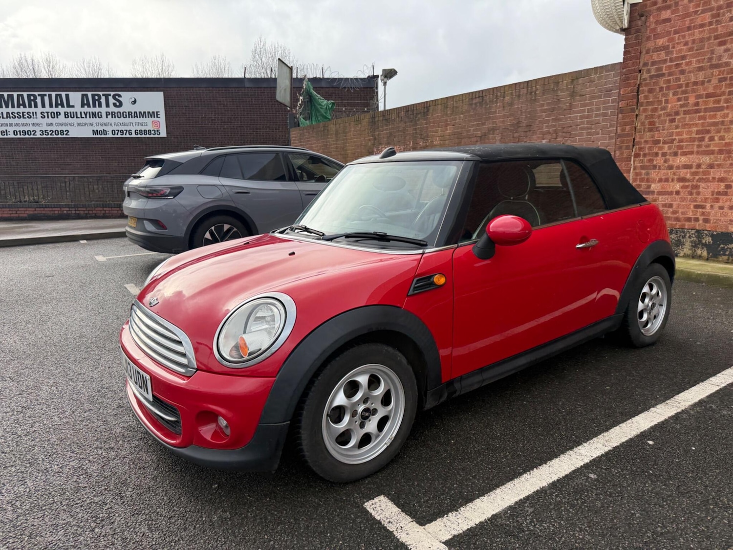Used MINI Convertible 2013 for sale - 78057515: Photo 9