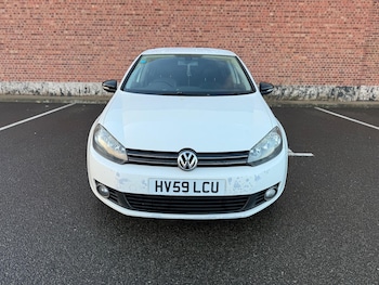 Used Volkswagen Golf 2010 for sale - 76381022: Photo