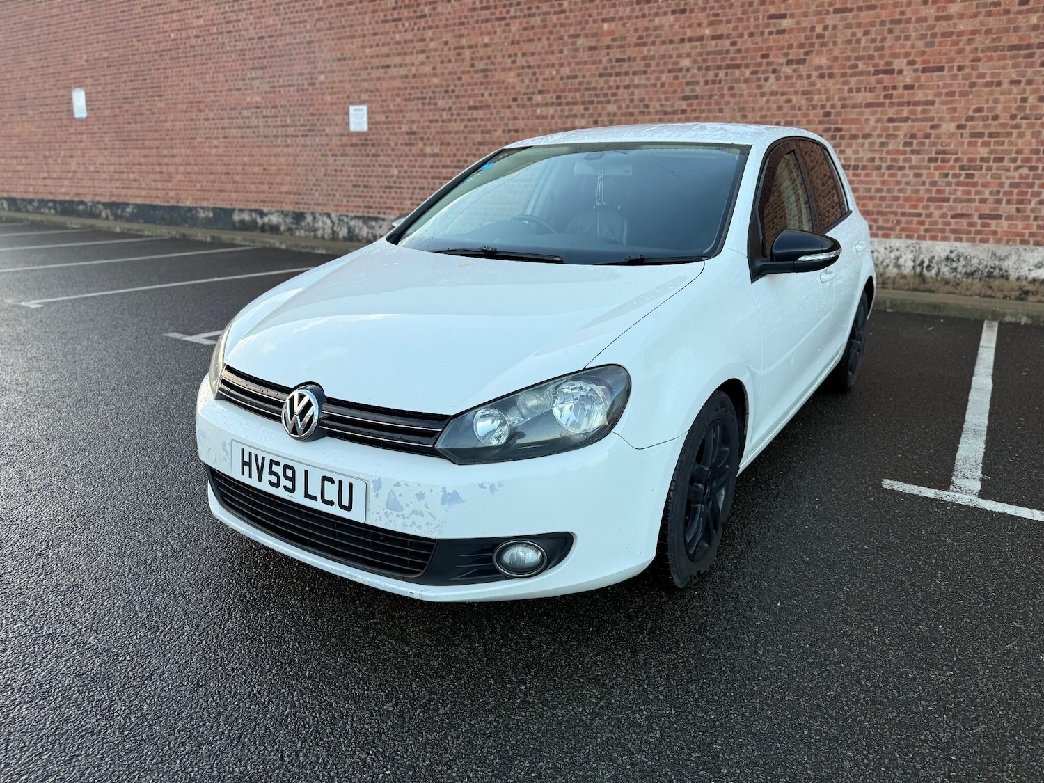Used Volkswagen Golf 2010 for sale - 76381022: Photo 3