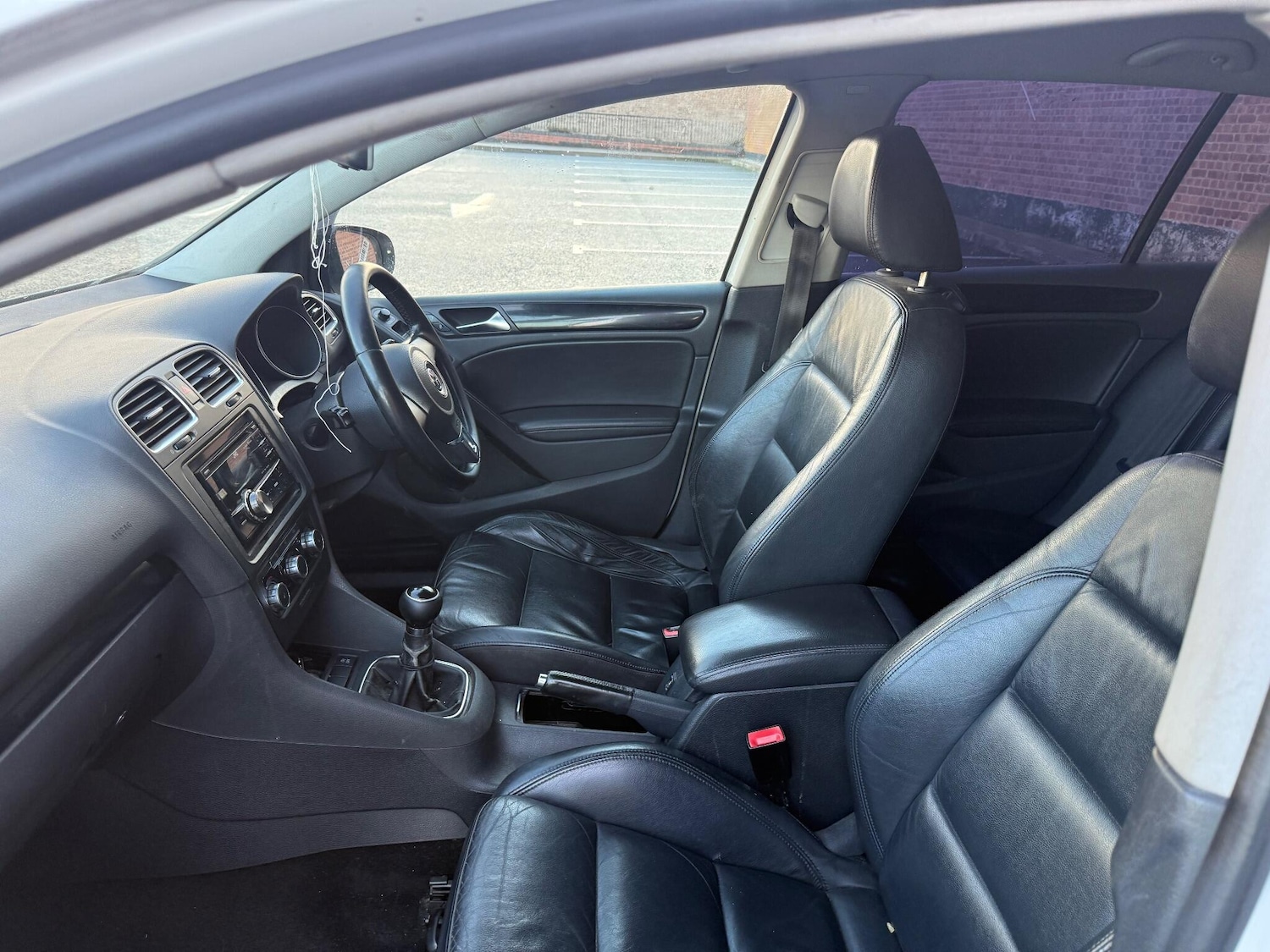 Used Volkswagen Golf 2010 for sale - 76381022: Photo 30