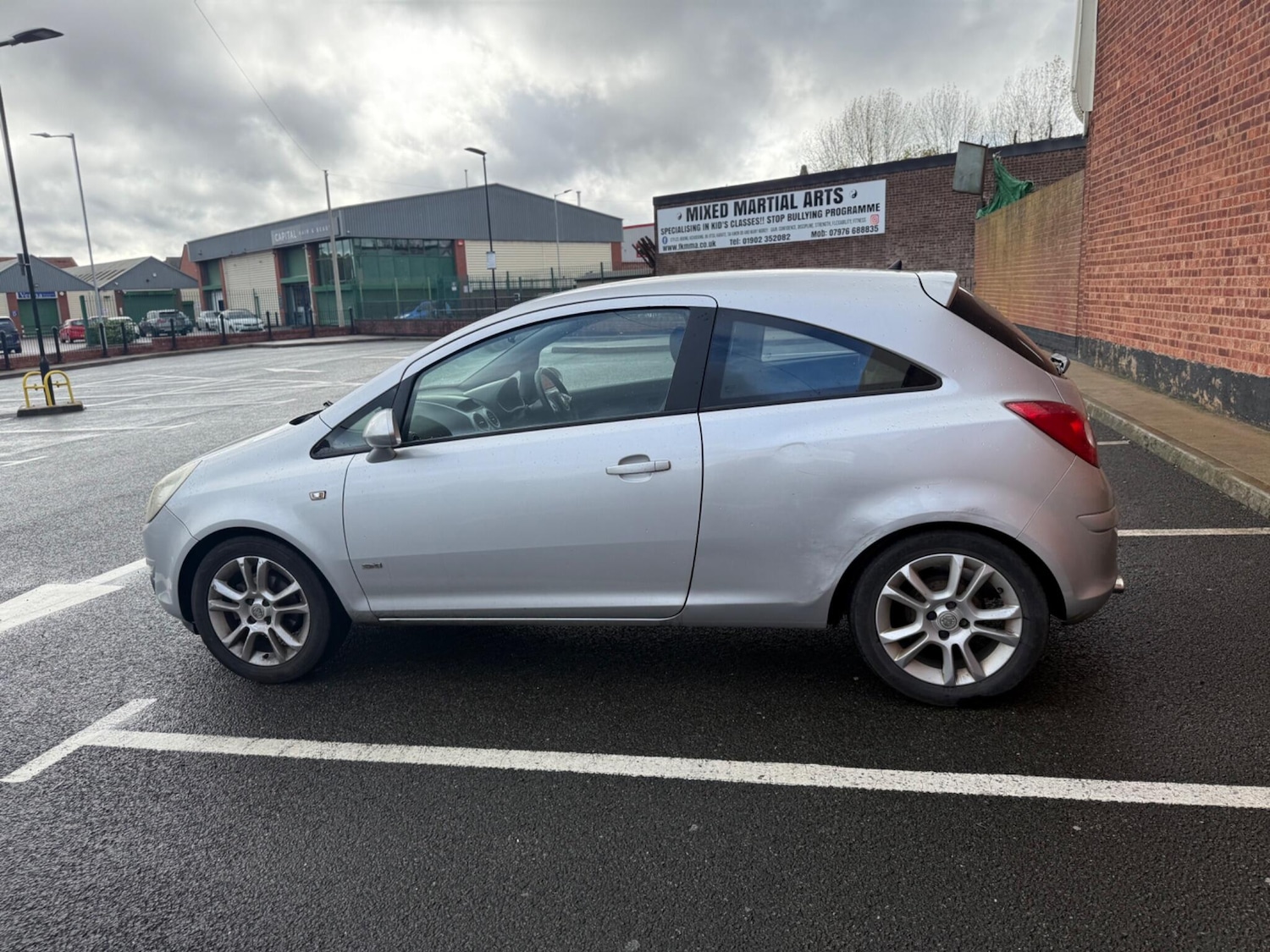 Used Vauxhall Corsa 2008 for sale - 76337201: Photo 9