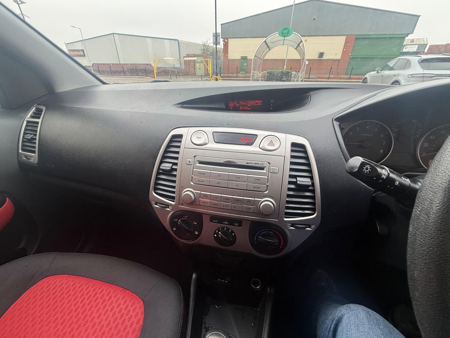 Used Hyundai i20 2009 for sale - 77855240: Photo 46