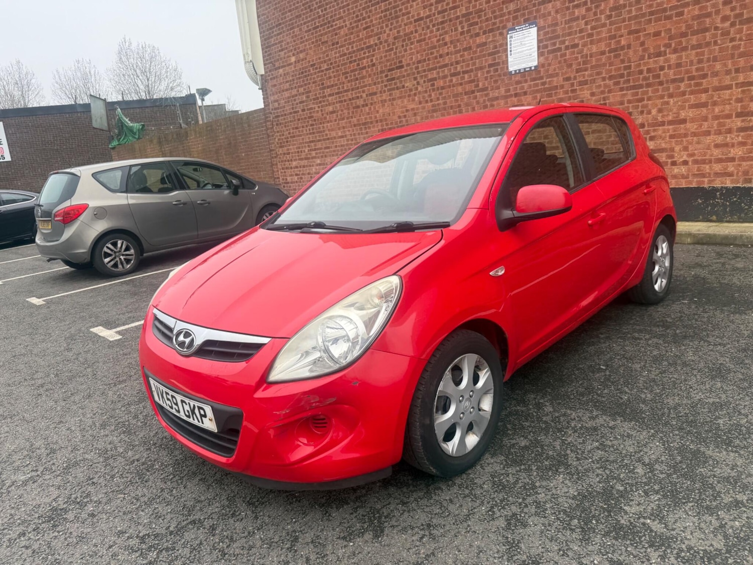 Used Hyundai i20 2009 for sale - 77855240: Photo 8