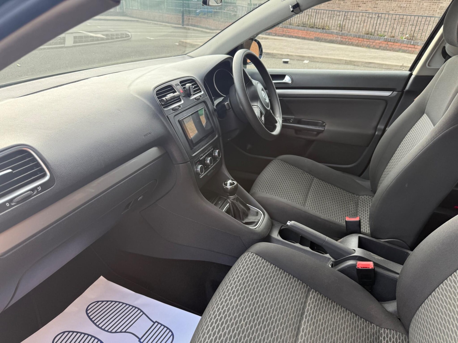 Used Volkswagen Golf 2011 for sale - 76179502: Photo 10
