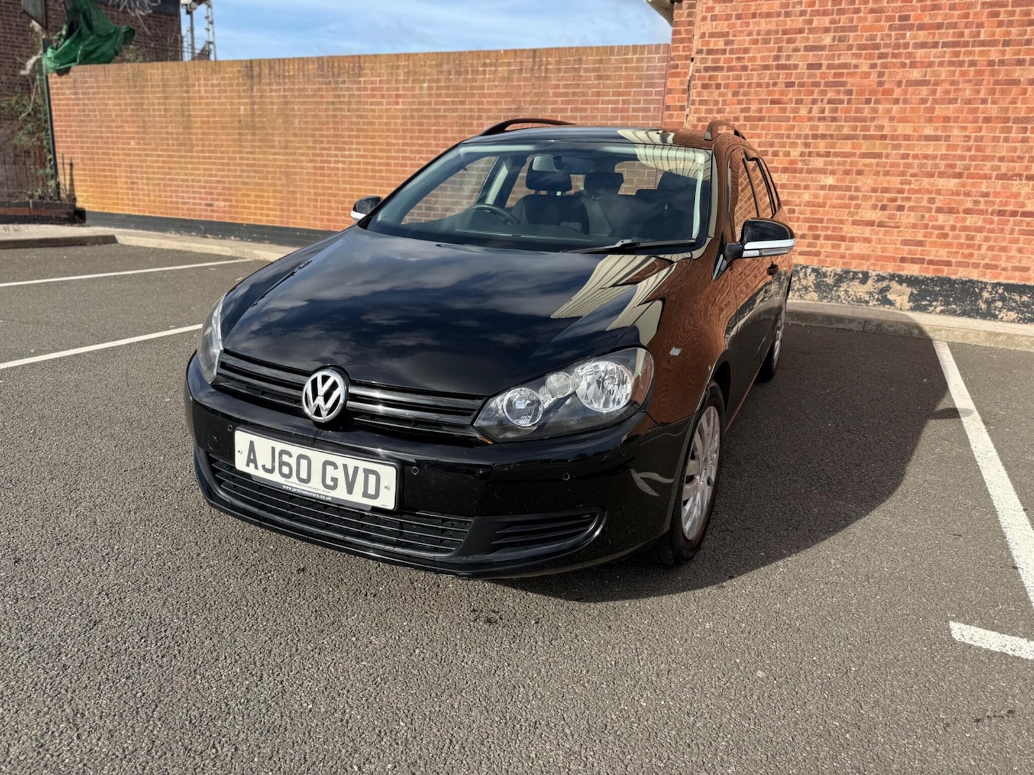 Used Volkswagen Golf 2011 for sale - 76179502: Photo 3