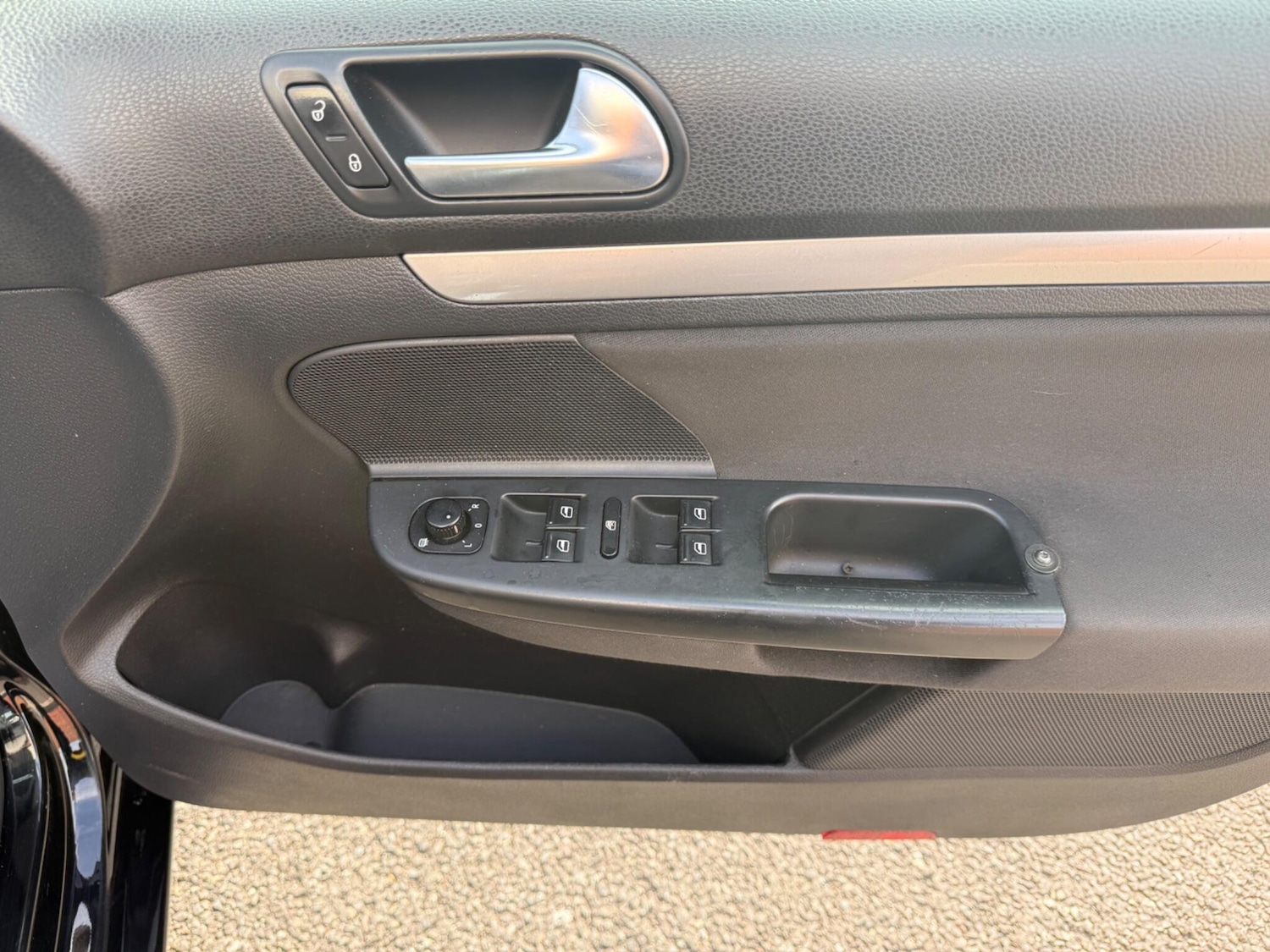 Used Volkswagen Golf 2011 for sale - 76179502: Photo 30