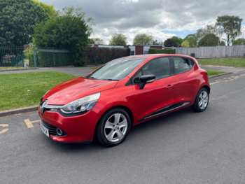 Used Renault Clio 2015 for sale - 74553736: Photo