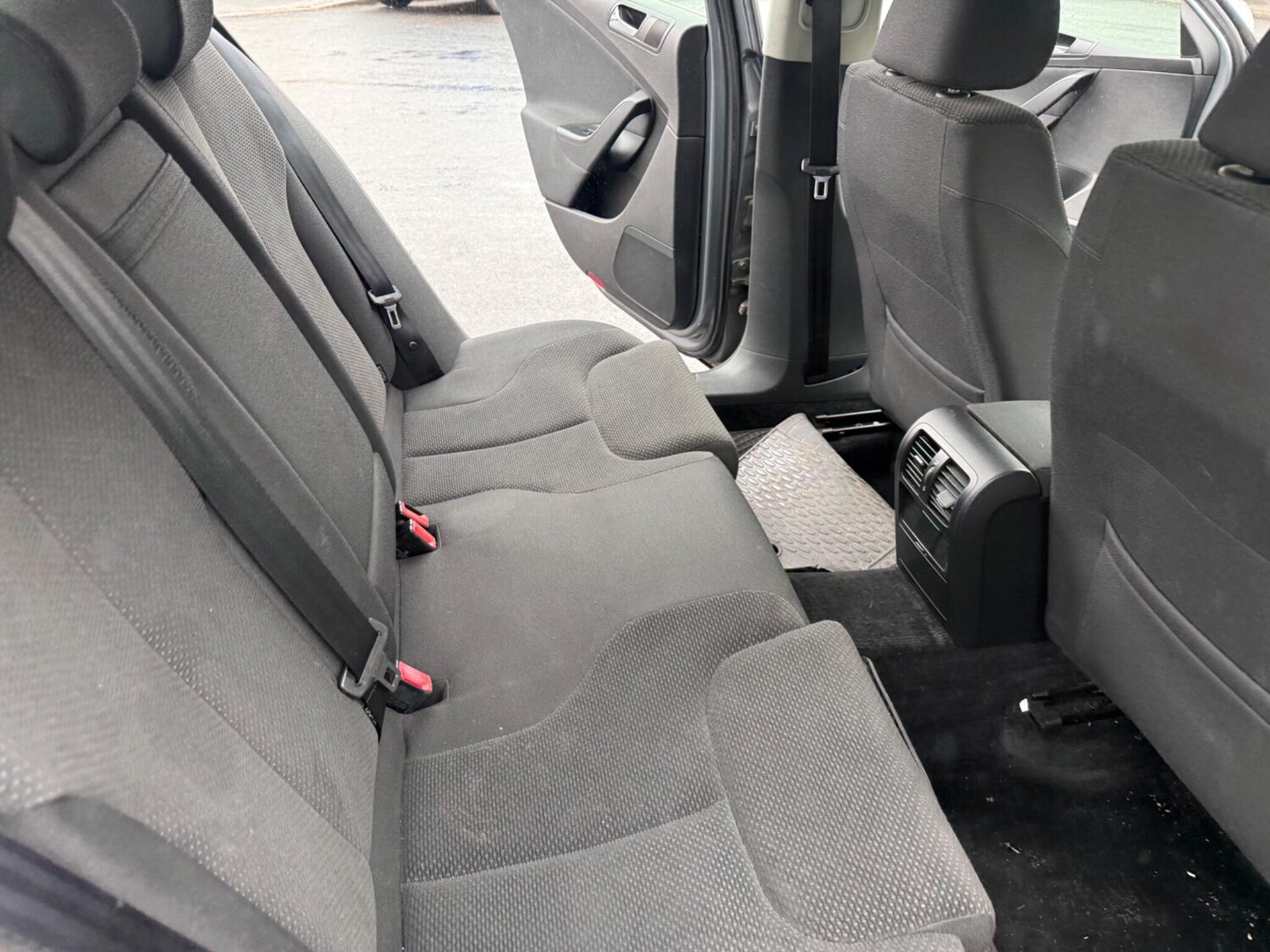 Used Volkswagen Passat for sale - 77696560: Photo 30