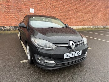 Used Renault Megane 2015 for sale - 77523643: Photo