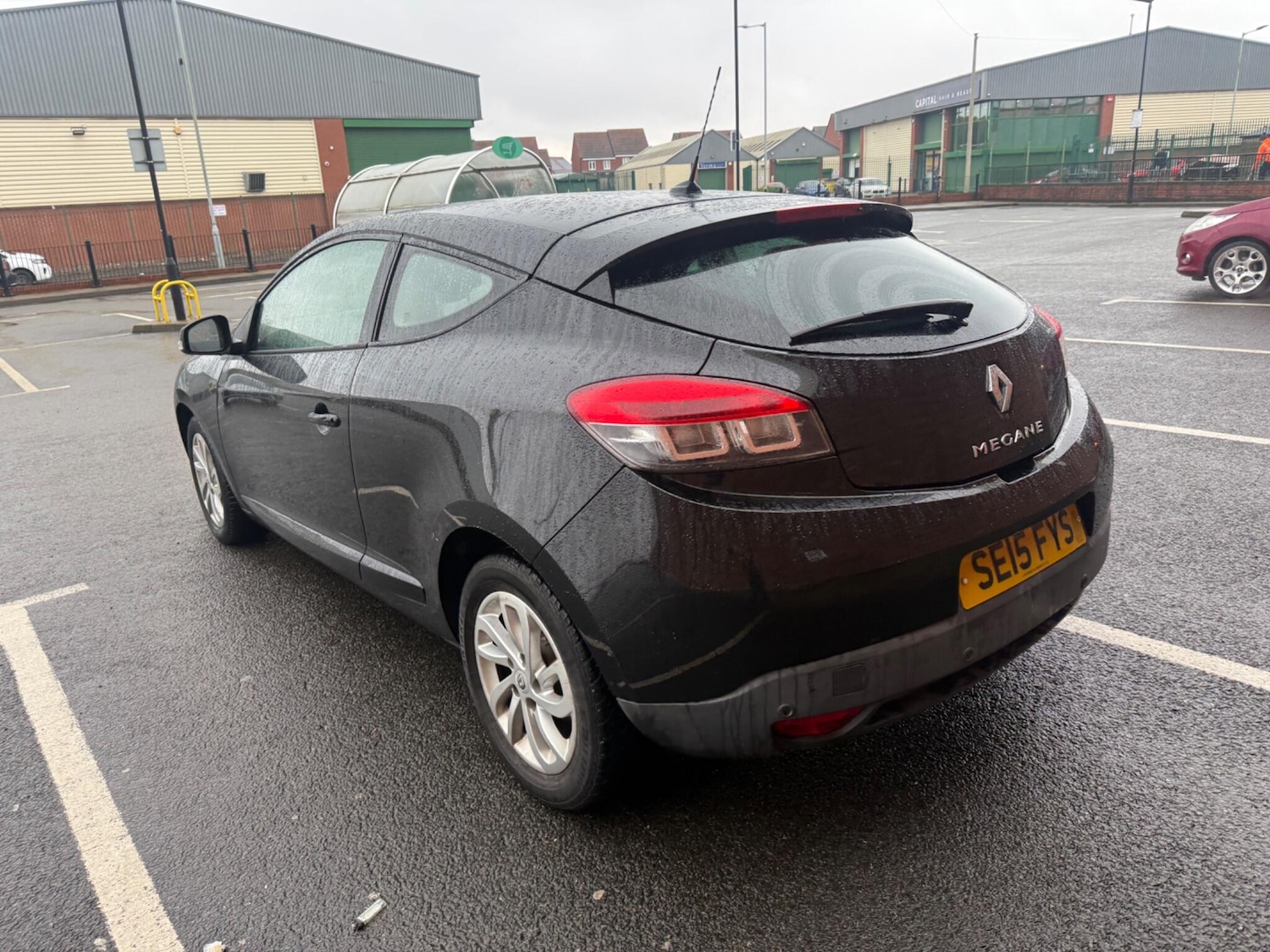 Used Renault Megane 2015 for sale - 77523643: Photo 4