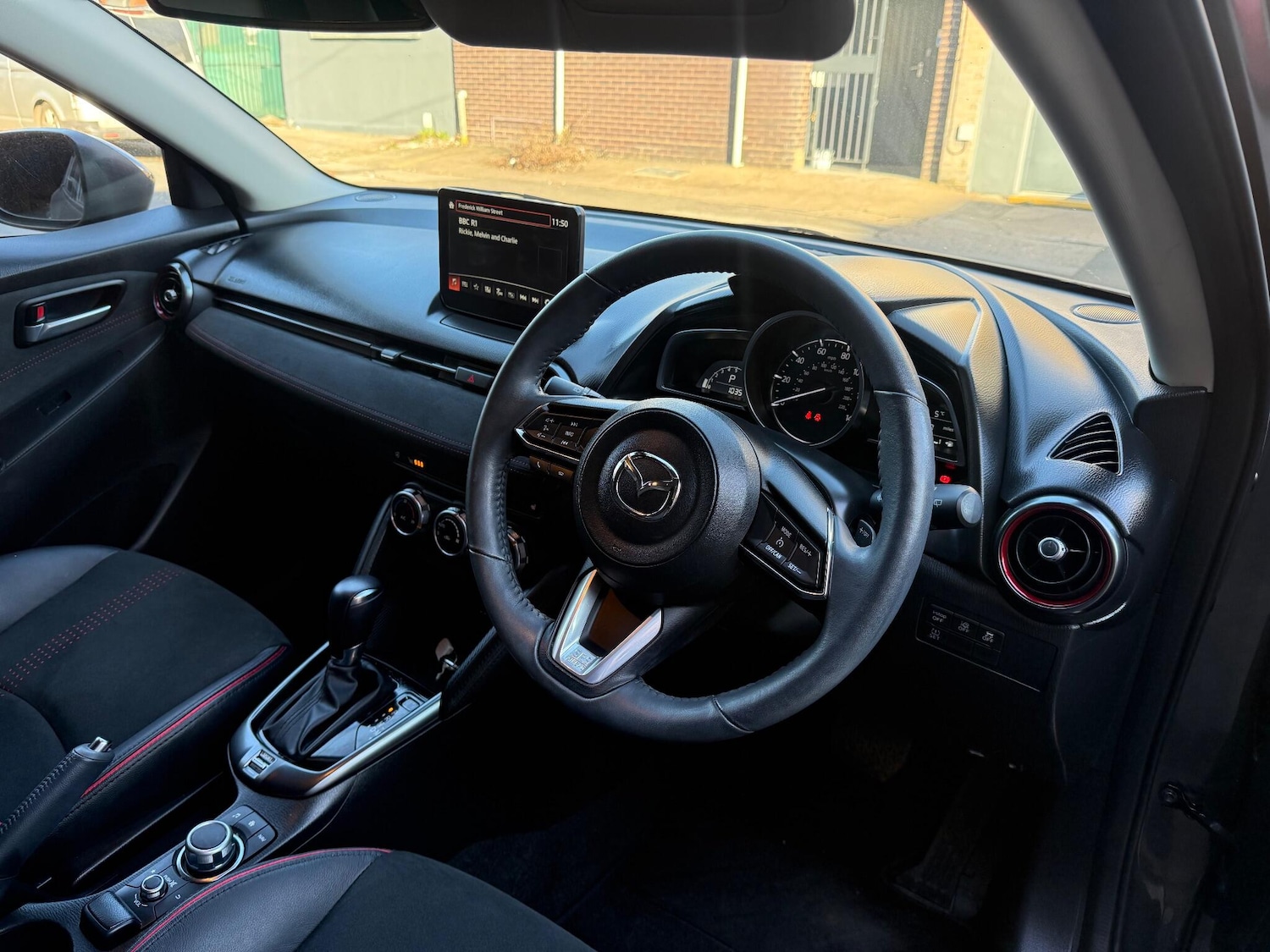 Used Mazda Mazda2 2023 for sale - 76646245: Photo 12