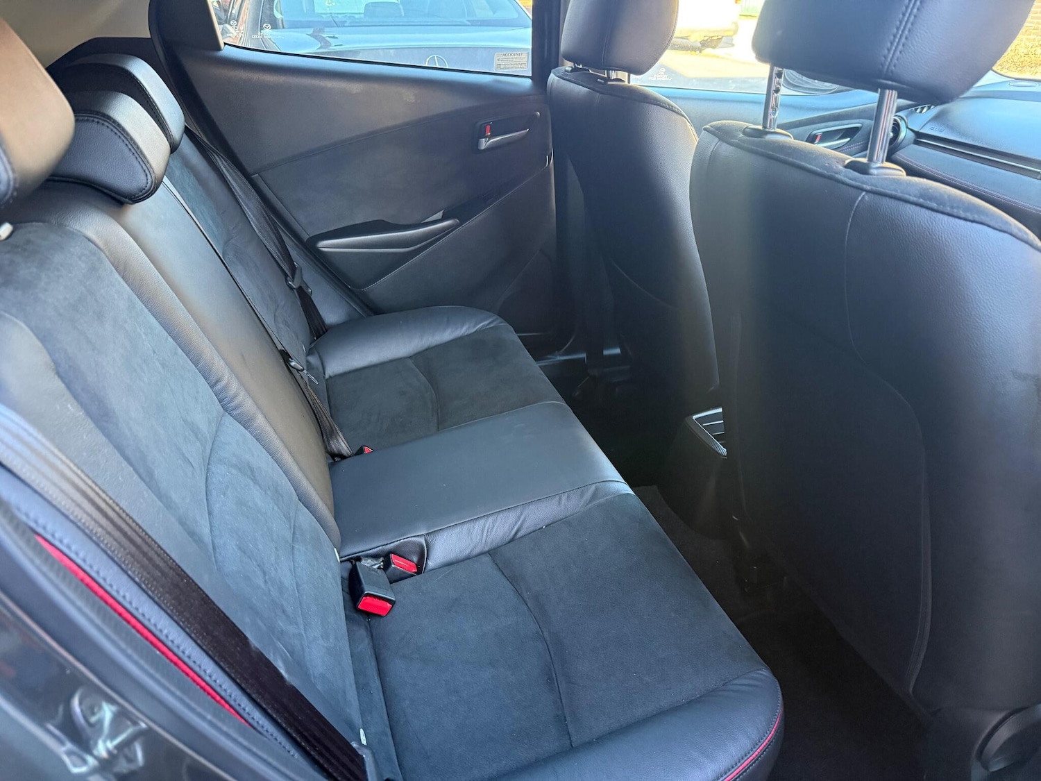 Used Mazda Mazda2 2023 for sale - 76646245: Photo 22