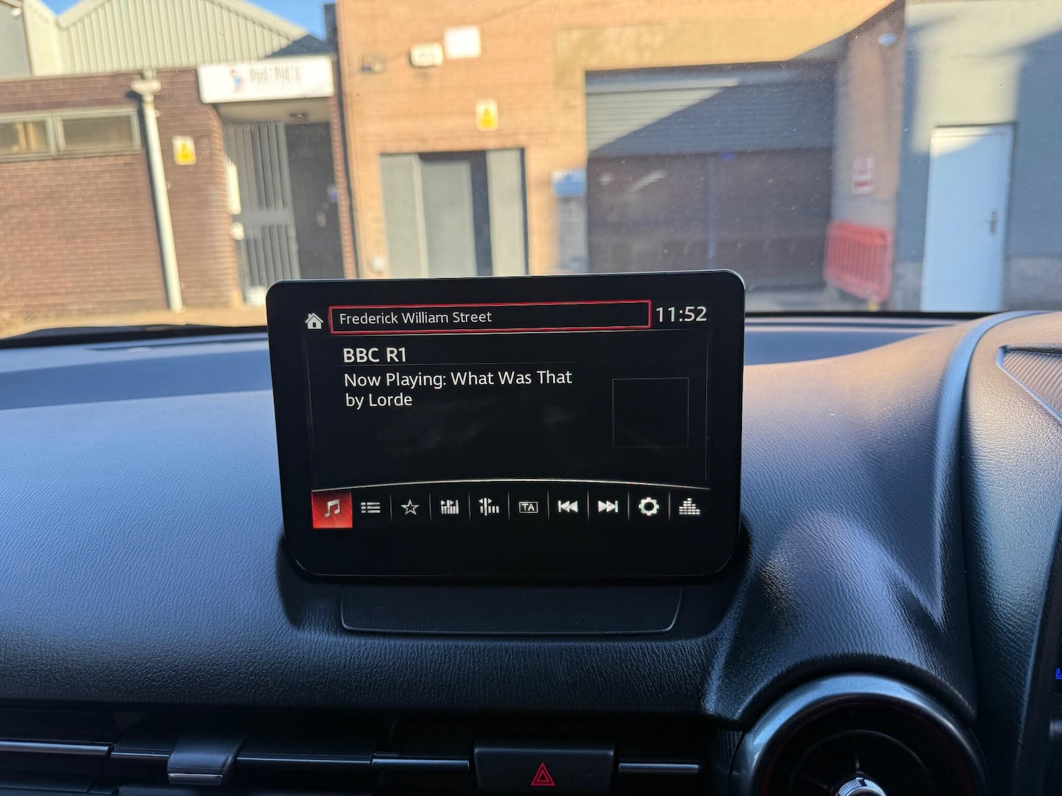 Used Mazda Mazda2 2023 for sale - 76646245: Photo 31