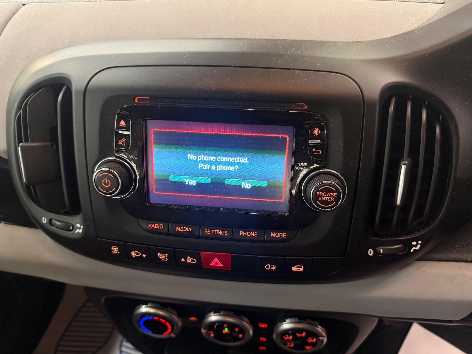 Used Fiat 500L 2013 for sale - 77198307: Photo 32