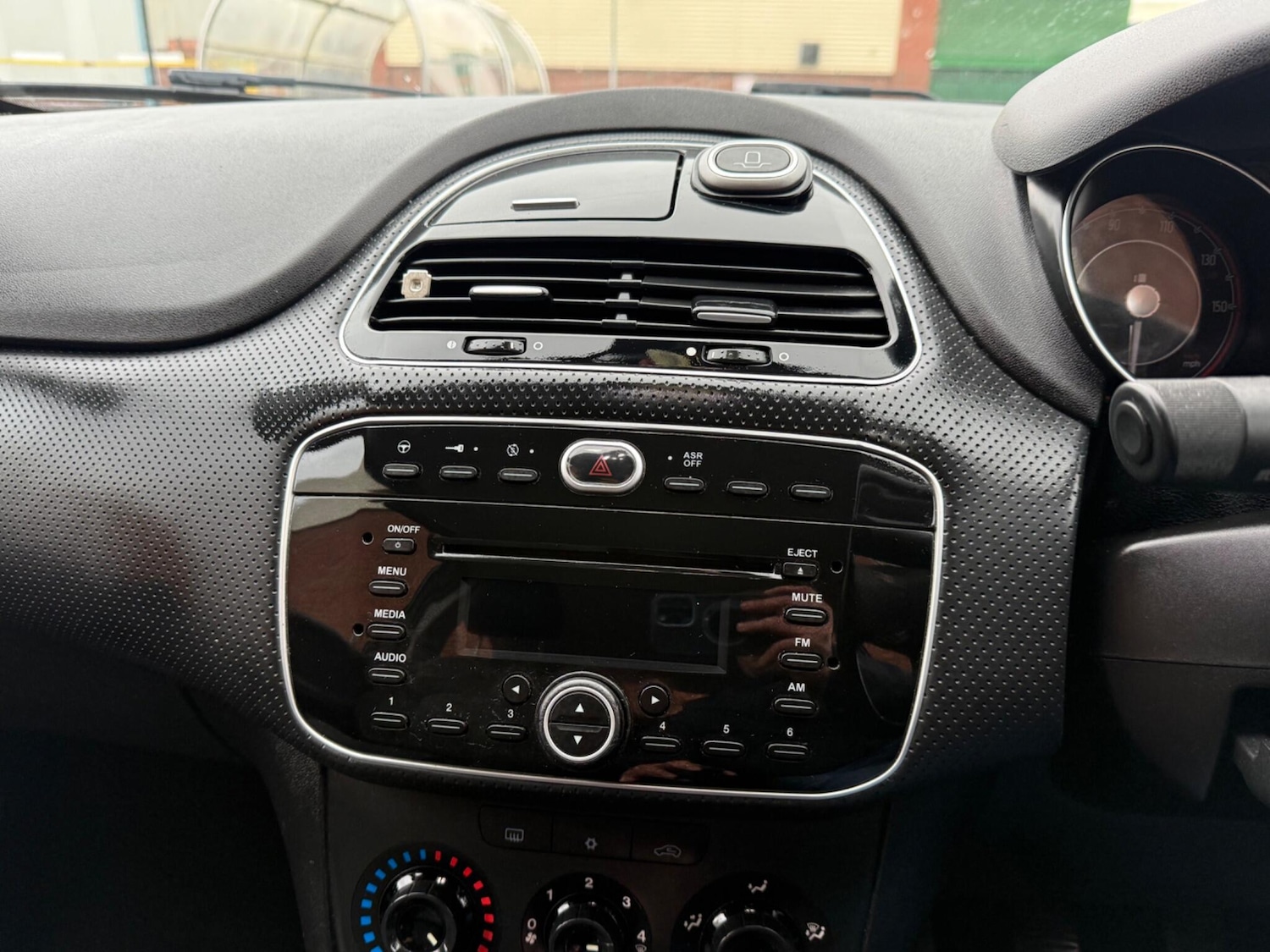 Used Fiat Punto Evo 2012 for sale - 77305442: Photo 39