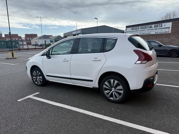 Used Peugeot 3008 2015 for sale - 76189158: Photo 10
