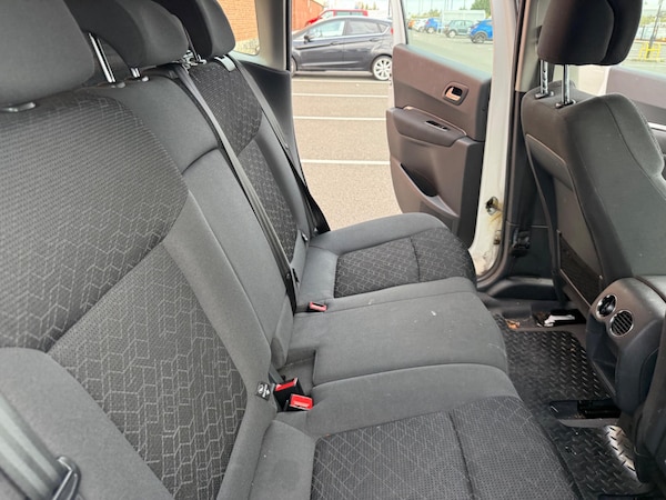 Used Peugeot 3008 2015 for sale - 76189158: Photo 18
