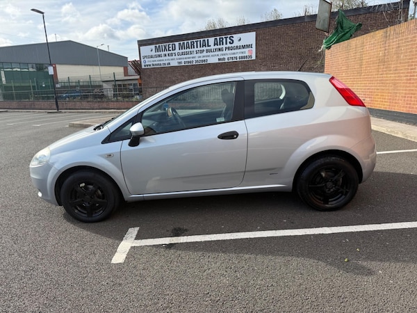 Used Fiat Grande Punto 2008 for sale - 76179401: Photo 11