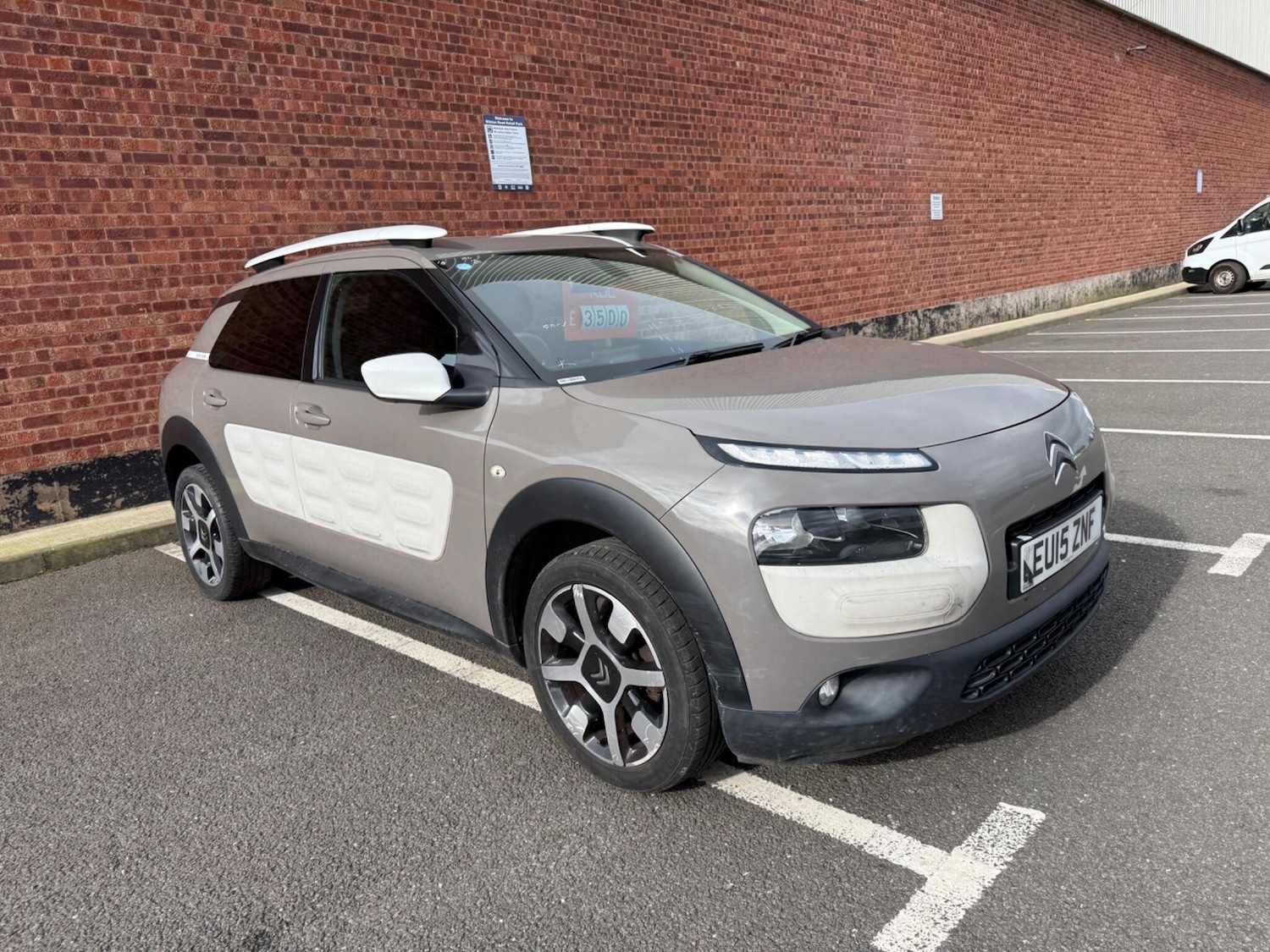 Used Citroen C4 Cactus 2015 for sale - 77647175: Photo 3