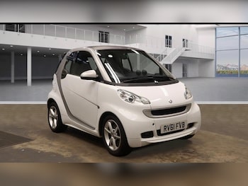 smart fortwo feature image