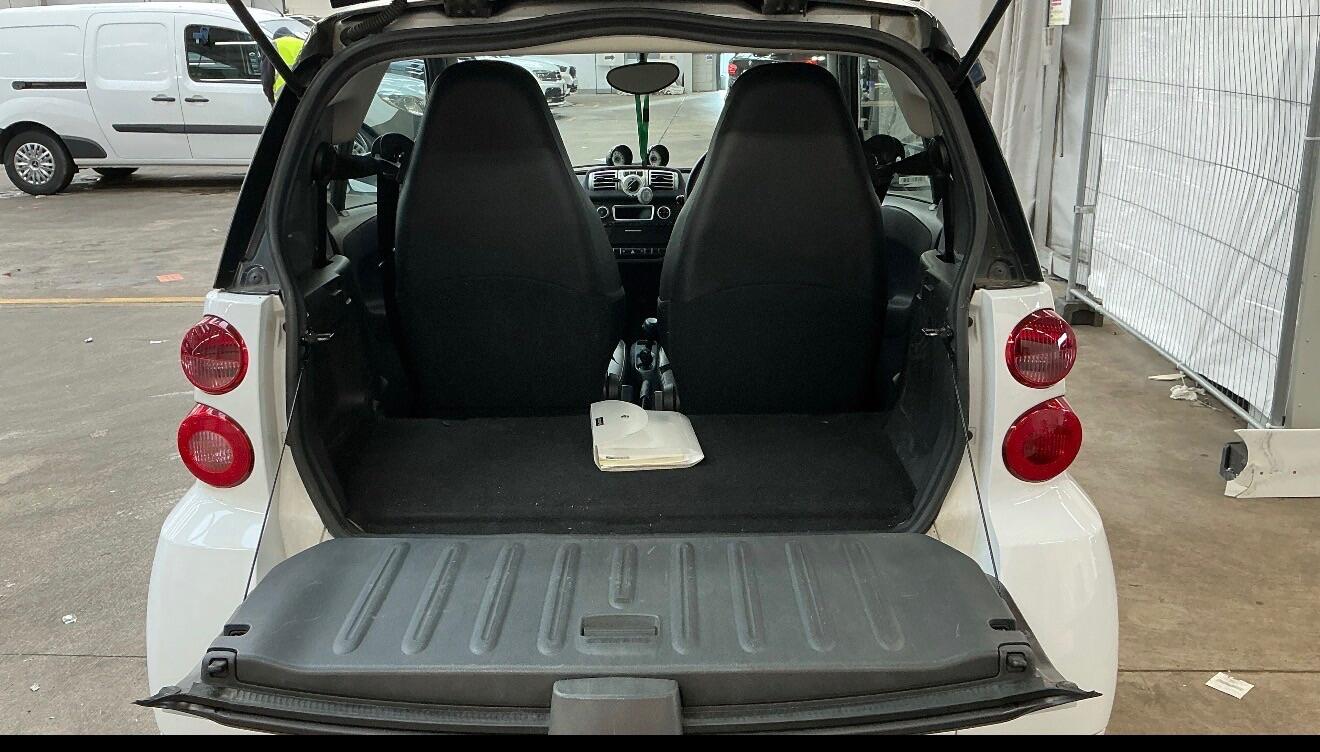 Used smart fortwo 2011 for sale - 77909261: Photo 7