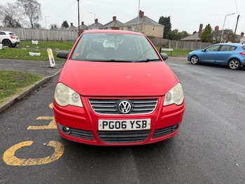 Used Volkswagen Polo 2006 for sale - 77799188: Photo