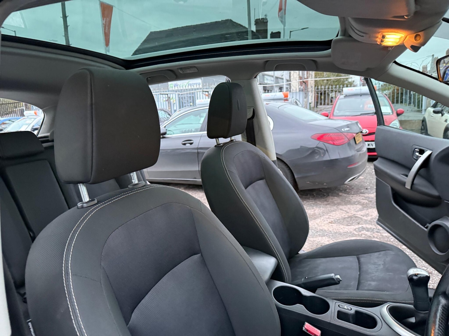 Used Nissan Qashqai 2013 for sale - 76597350: Photo 14