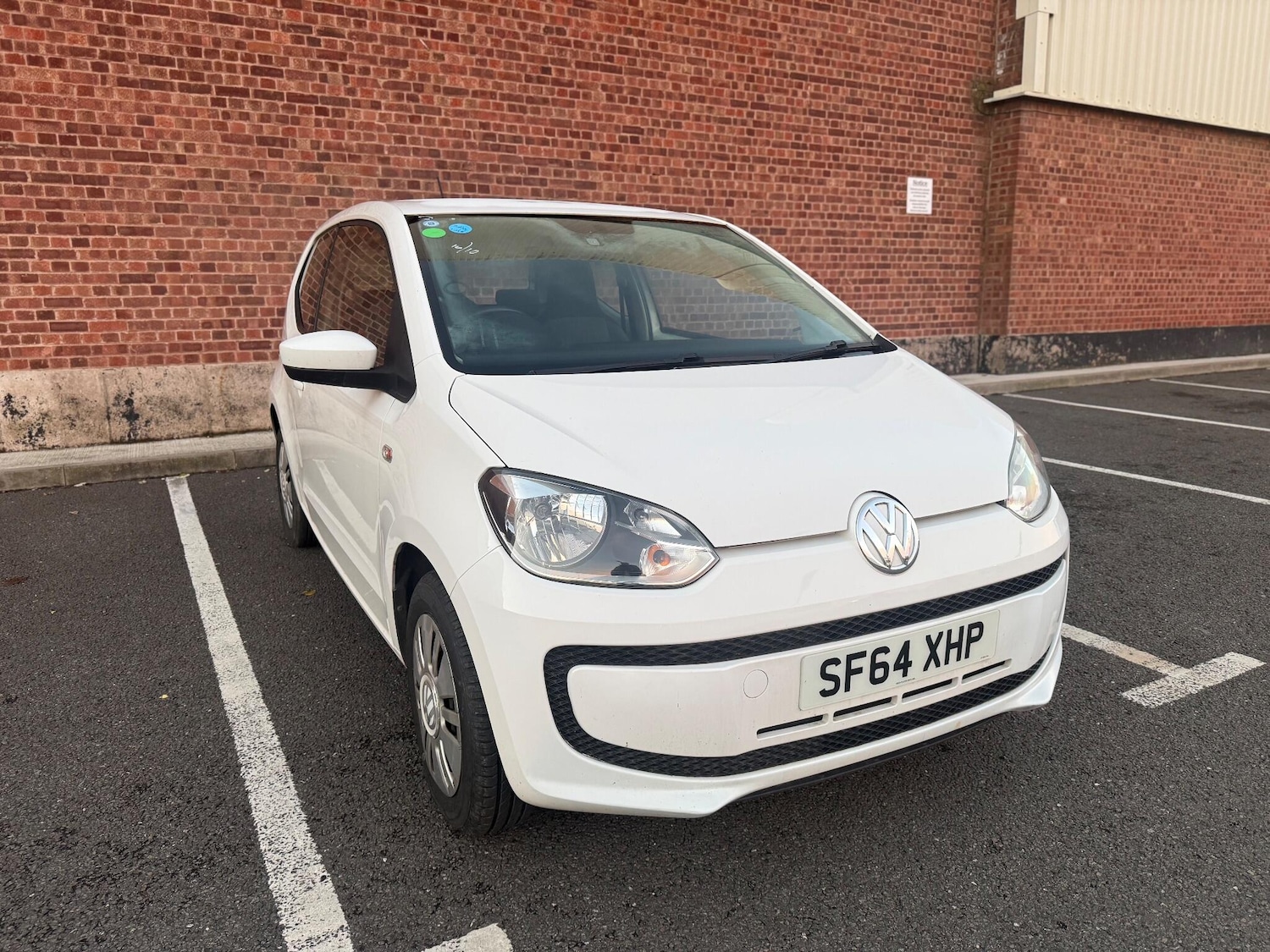 Used Volkswagen up! 2014 for sale - 76423360: Photo 1