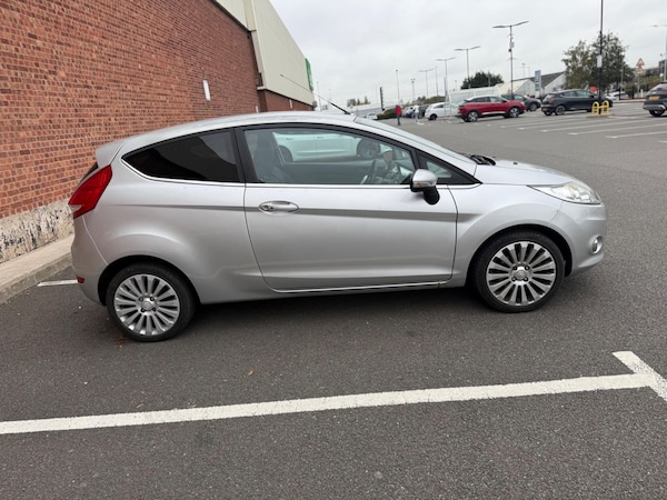 Used Ford Fiesta 2008 for sale - 76250950: Photo 9