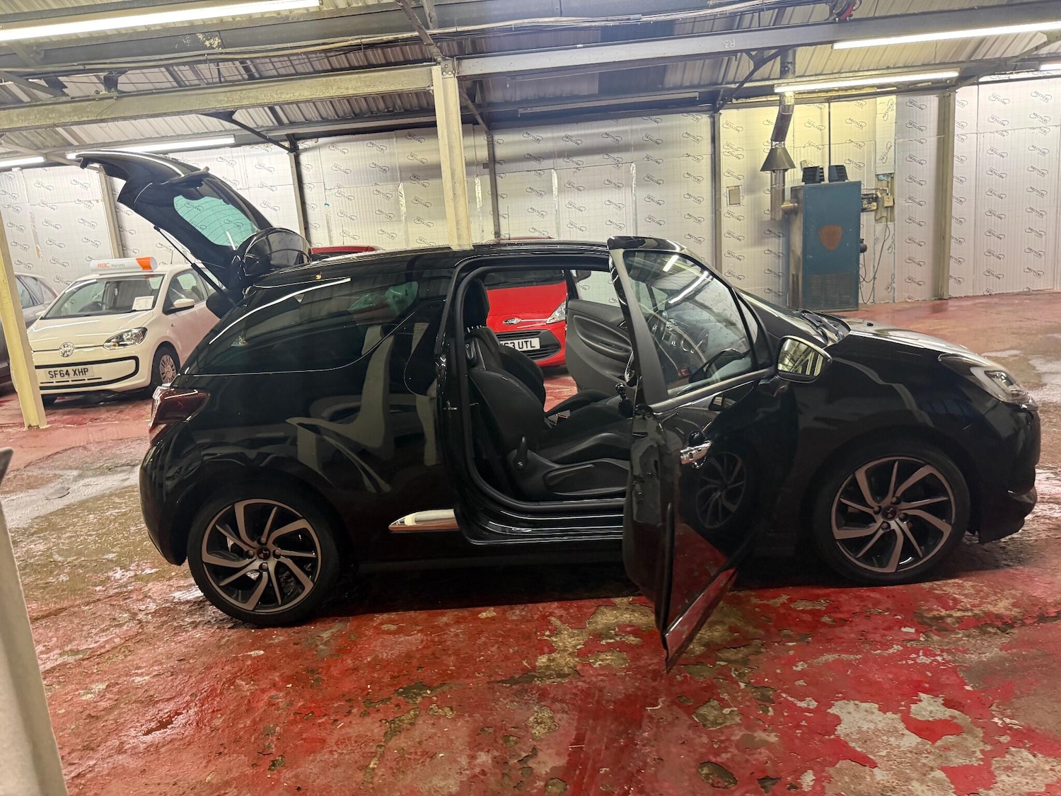 Used DS Automobiles DS 3 2016 for sale - 76561295: Photo 14