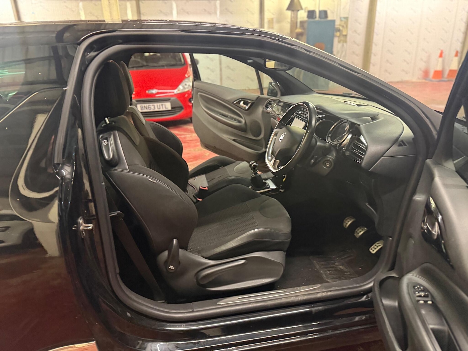 Used DS Automobiles DS 3 2016 for sale - 76561295: Photo 21