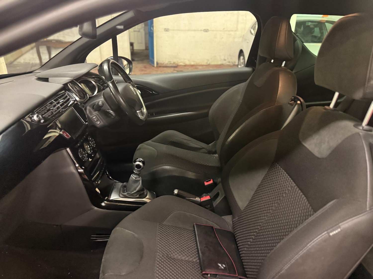 Used DS Automobiles DS 3 2016 for sale - 76561295: Photo 30