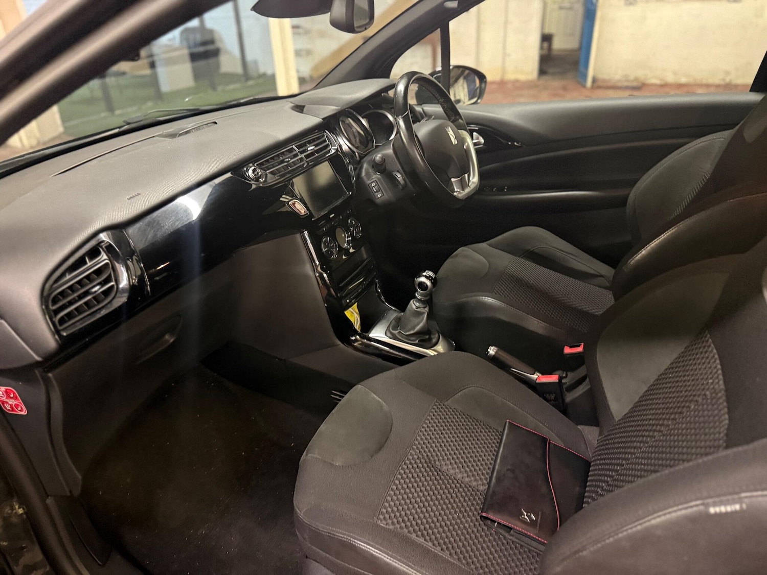 Used DS Automobiles DS 3 2016 for sale - 76561295: Photo 31