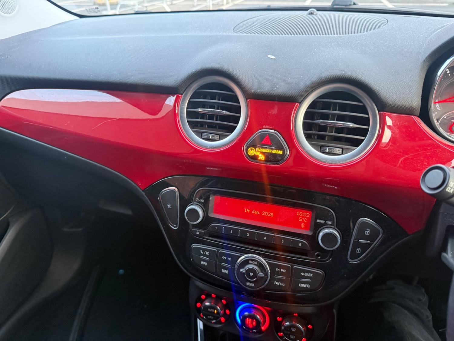 Used Vauxhall ADAM 2015 for sale - 78047247: Photo 25